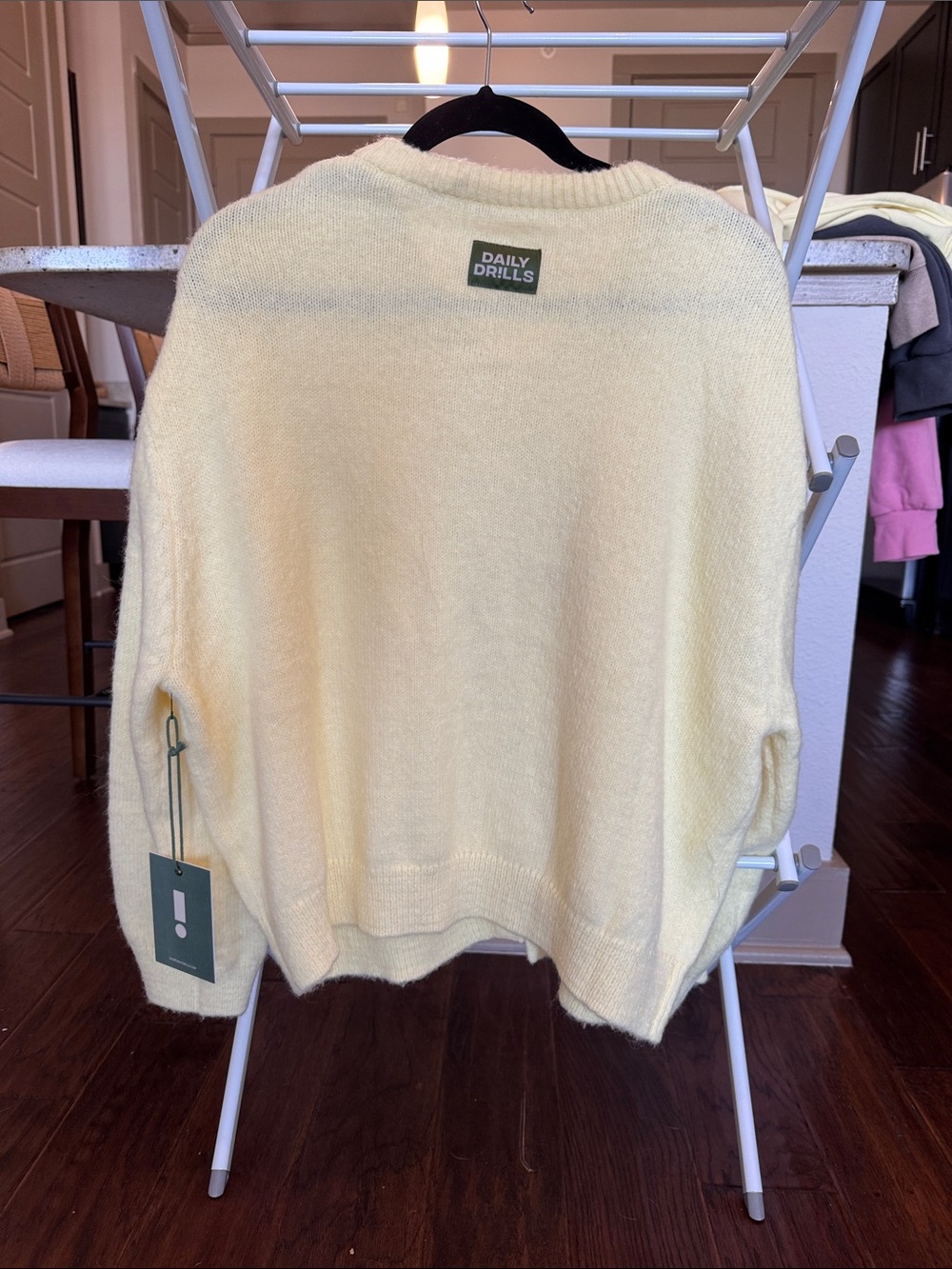 NWT DAILY DRILLS Pastel Yellow Button Cardigan Sweater - Women - Picture 2 of 3
